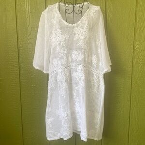 Elegant White Lace Mini Dress